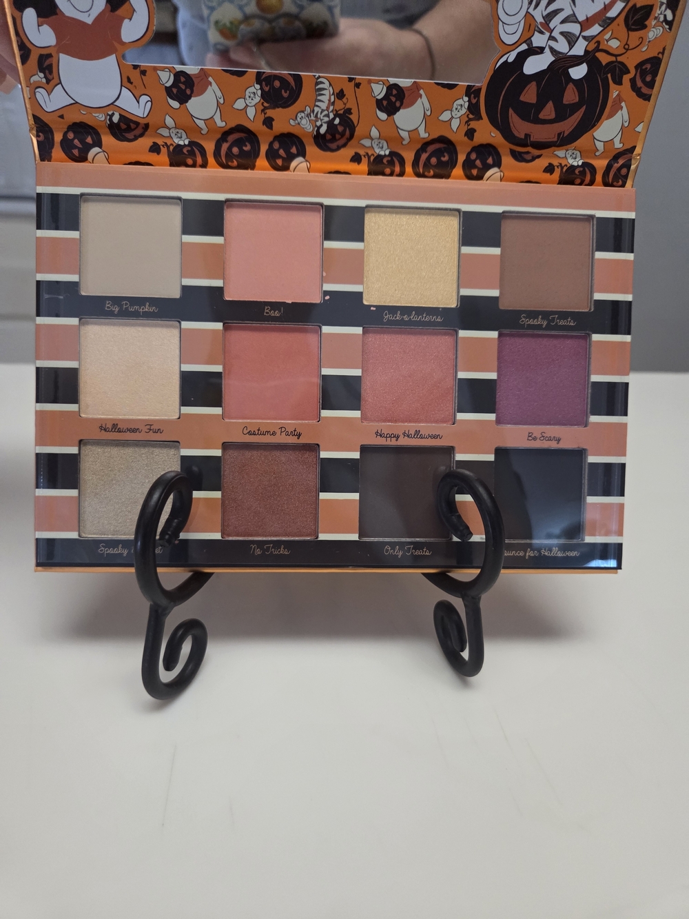 Taste Beauty X Disney Winnie The Pooh HALLOWEEN Eye Shadow And Lip Balm Bundle - Picture 6 of 10